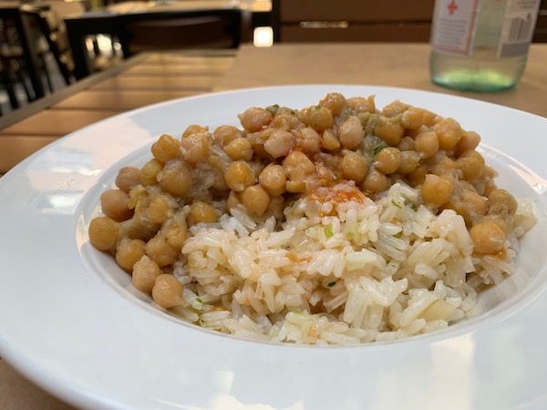 Miznon North humus