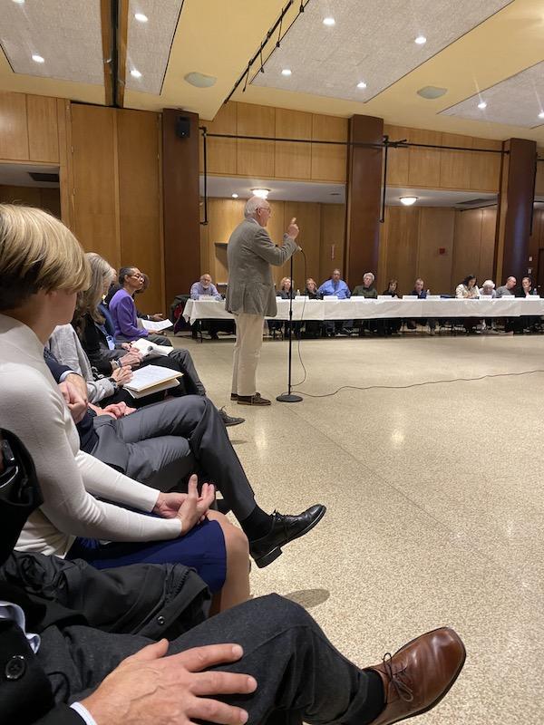 architect opposed to cmom plans