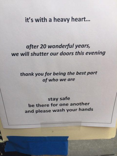 Le Pain Closing Sign
