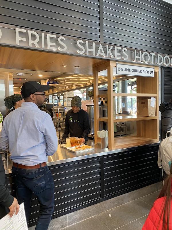 Shake Shack 77th and Columbus