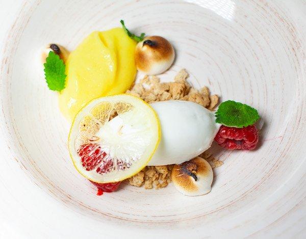 Lemon meringue pie