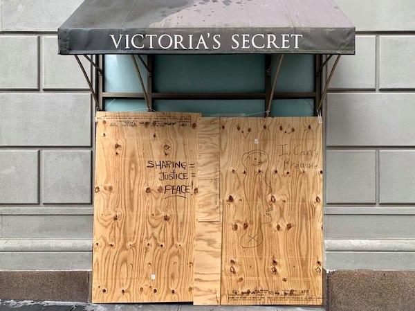Victoria's Secret Boarded Up