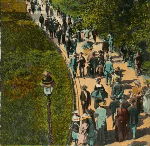 promenade in central park