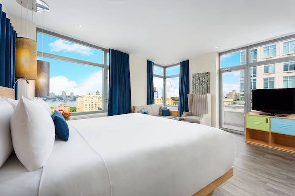 room at arthouse hotel