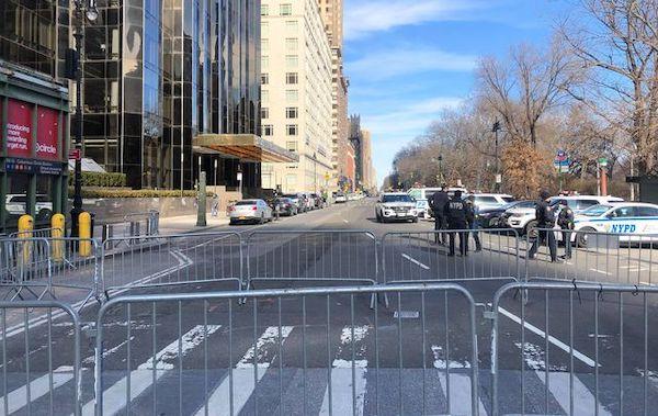 columbus circle closed to traffic