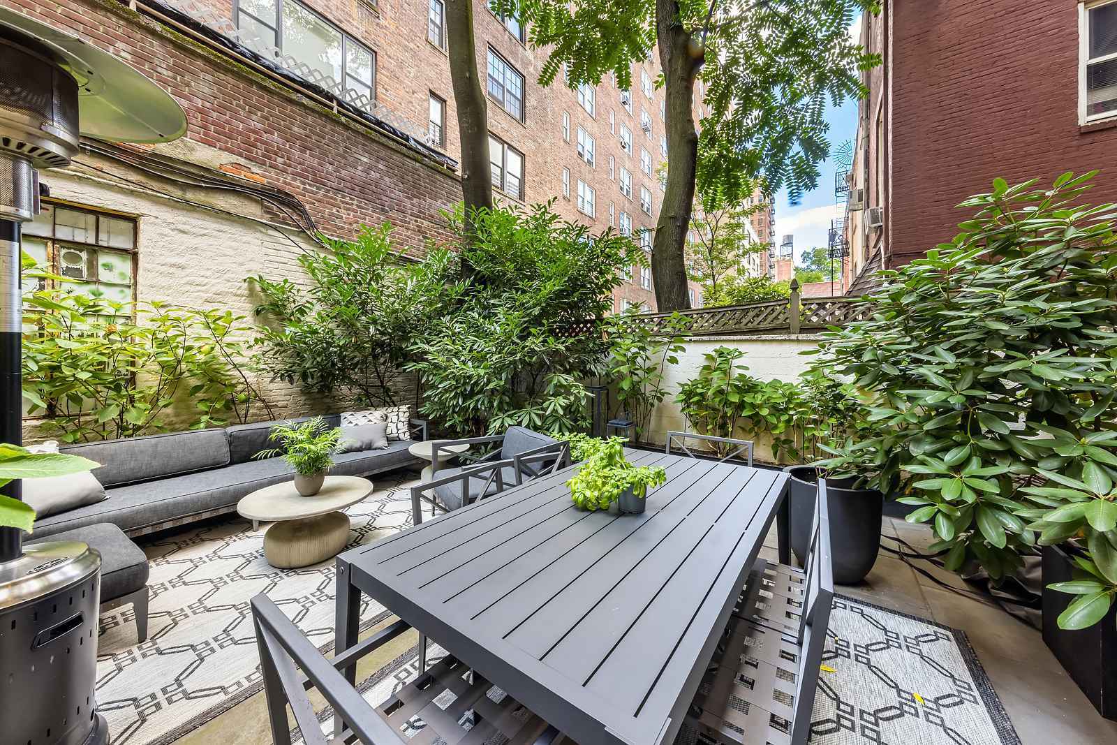 garden billie holiday townhouse