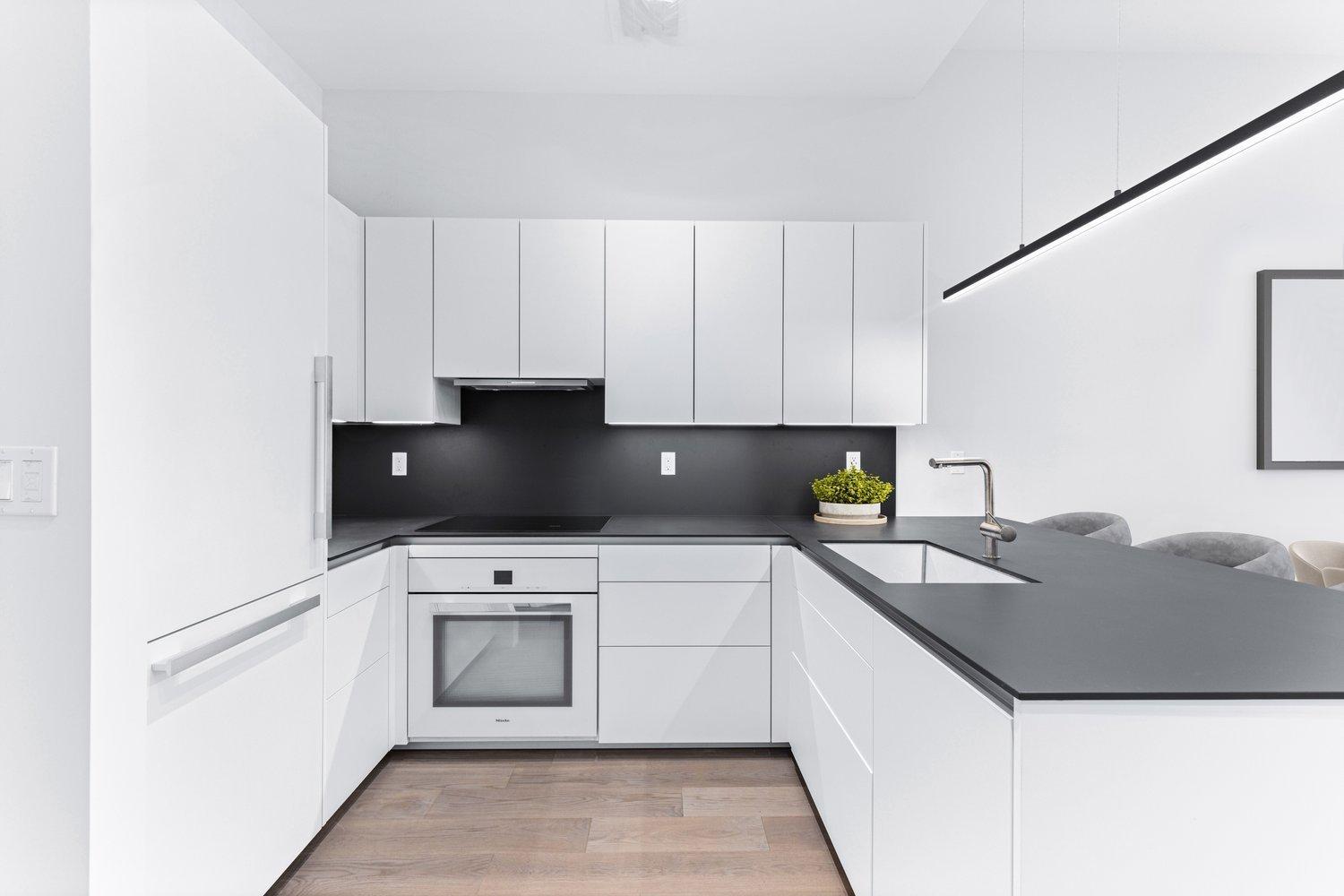 324 west 108 kitchens