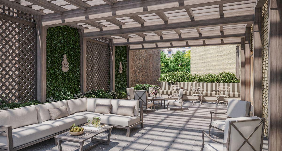 393 WEA Secret Garden Courtyard