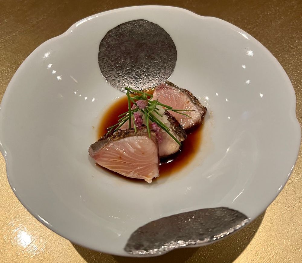 Buri sashimi with ponzu sauce (yellowtail)