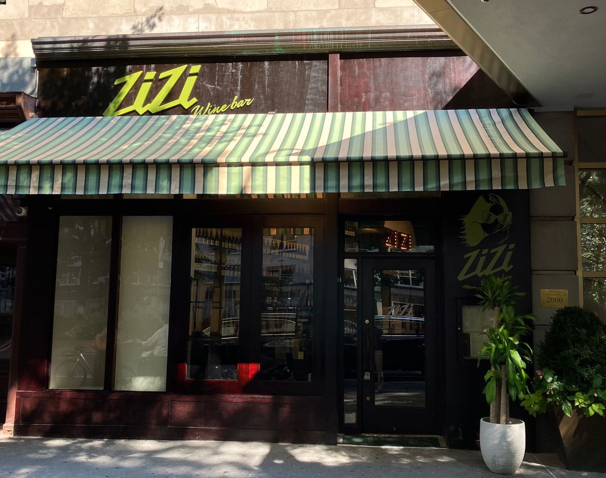 zizi wine bar