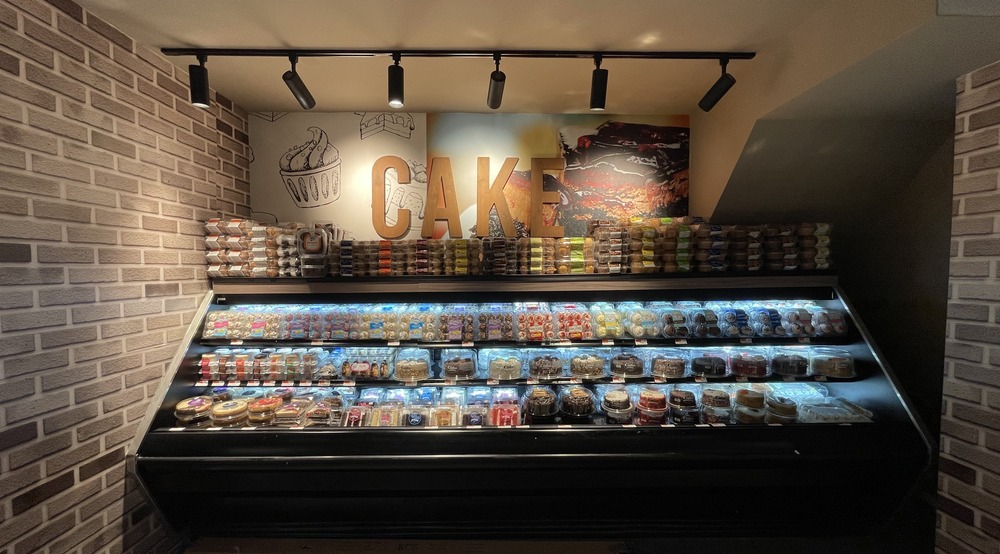 key food bakery section