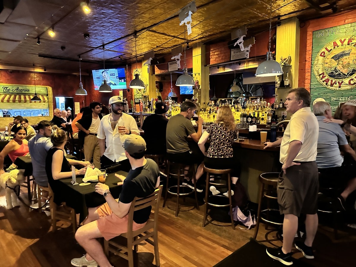One last Saturday night at The Ave