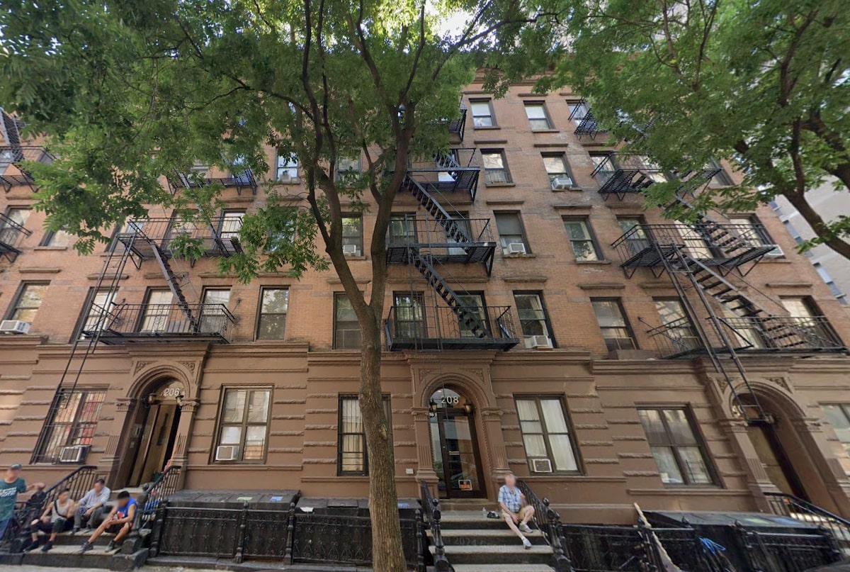 208 west 88th Street