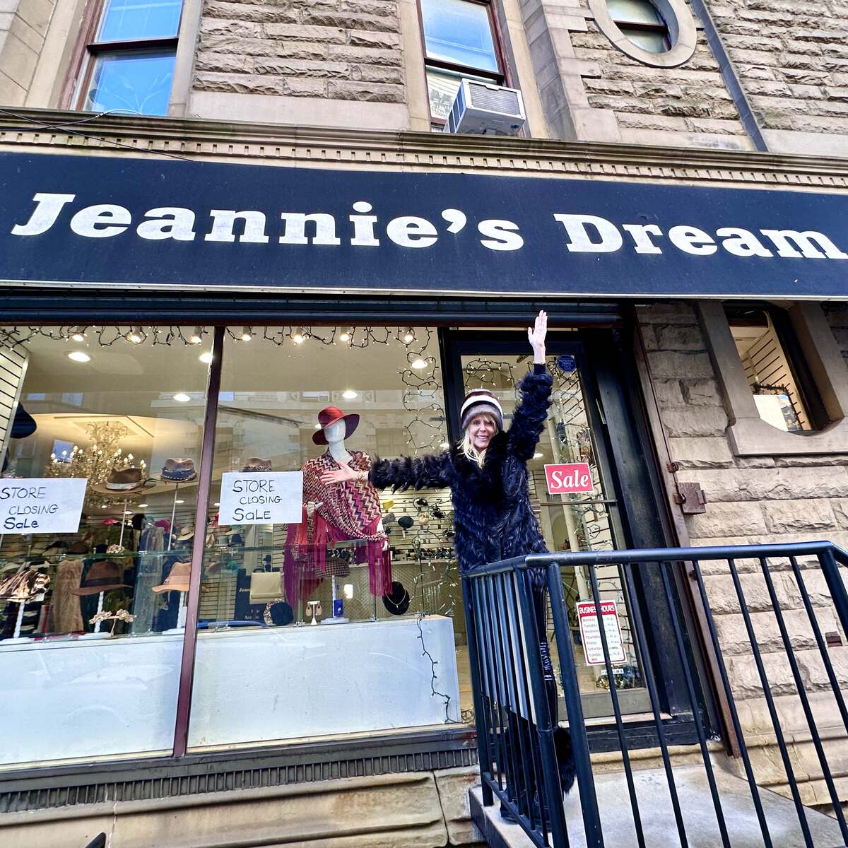 jeannie's dream closing