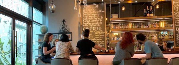 Morty’s Wine & Beer Bar (at Morton Williams)