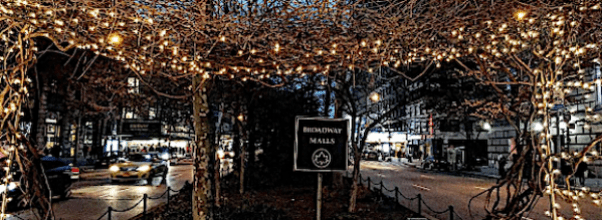 Broadway Mall’s Winter Lighting Ceremony
