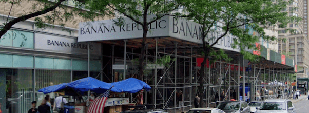 Banana Republic Closing Broadway Store