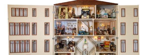 Dollhouse Exhibit Inspires Chocolate Bar