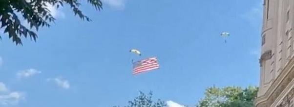 US Navy Officers Parachute Into Central Park