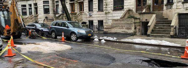 Sinkhole Causes 87th Street Closure