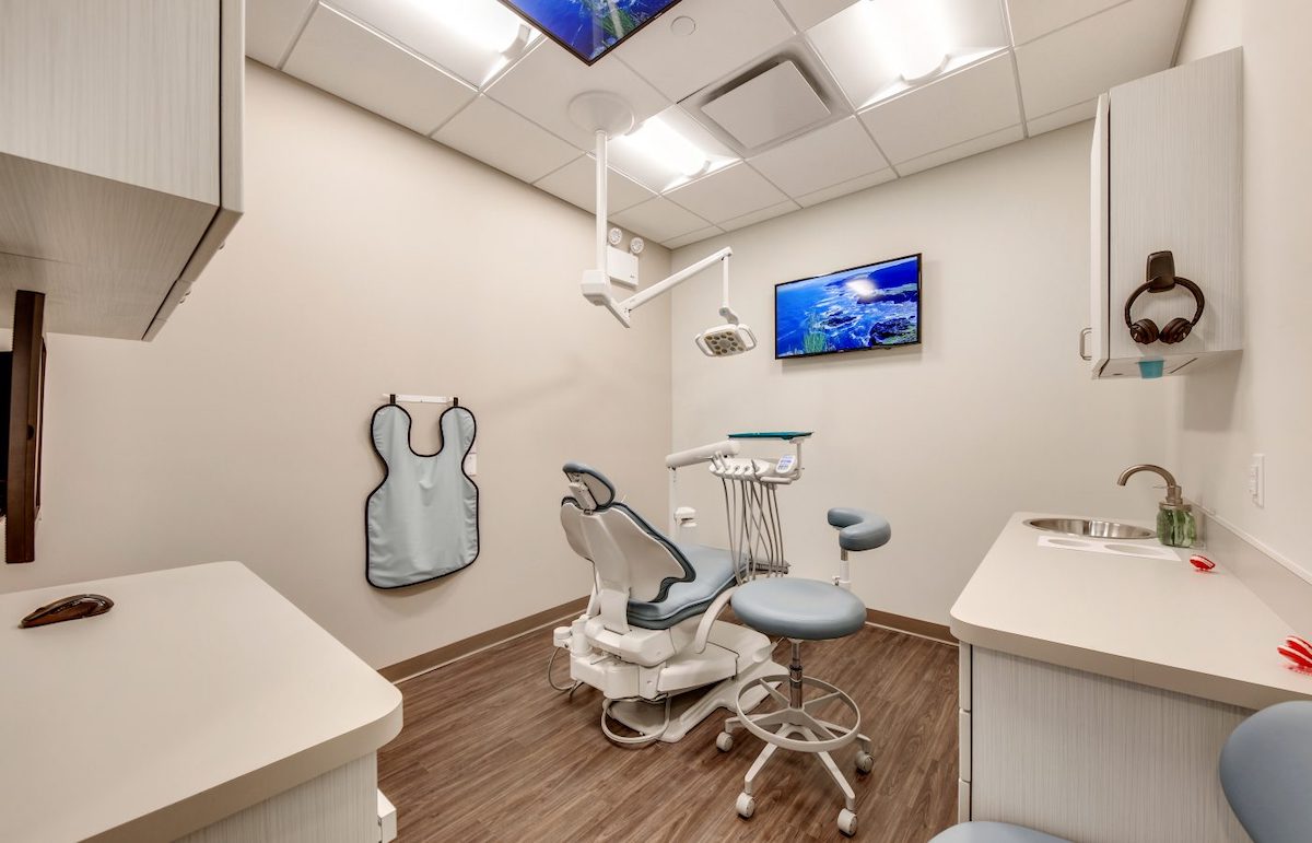 Thinking About Invisalign? Here Are Some Huge Savings ...
