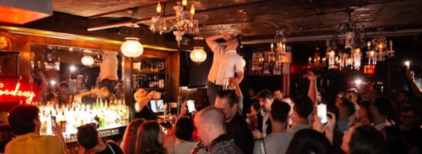 Underground Speakeasy Offers Free Happy Hour, Live Music