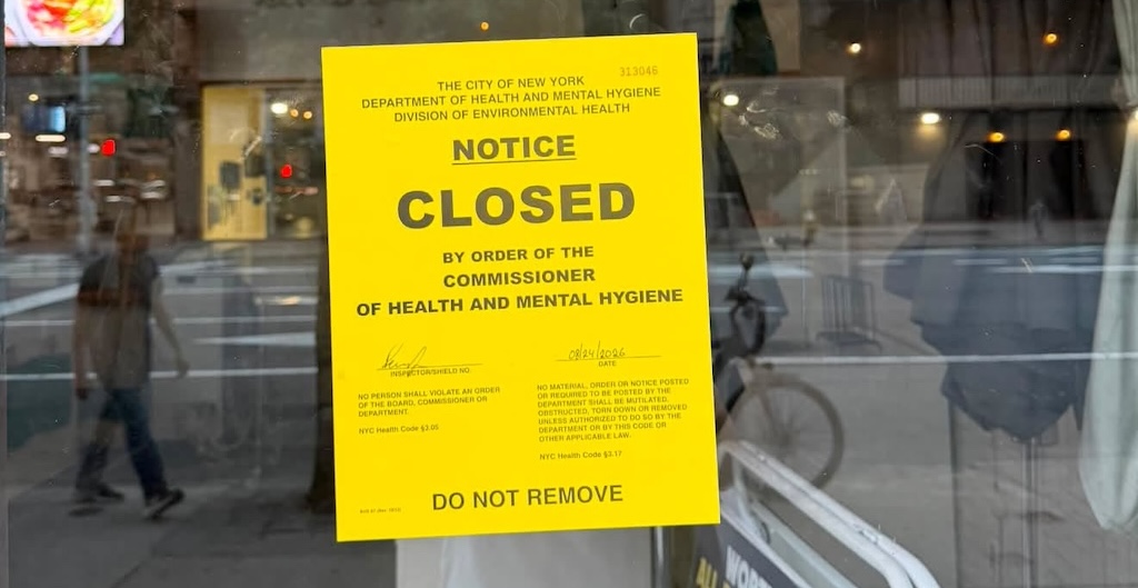 Live Roaches Shut Down an Upper West Side Sweetgreen