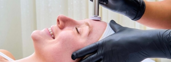 Silver Mirror Facial Bar Launches AI Tool That Reads Your Skin in Under 60 Seconds; Upper West Siders Can Try It Free