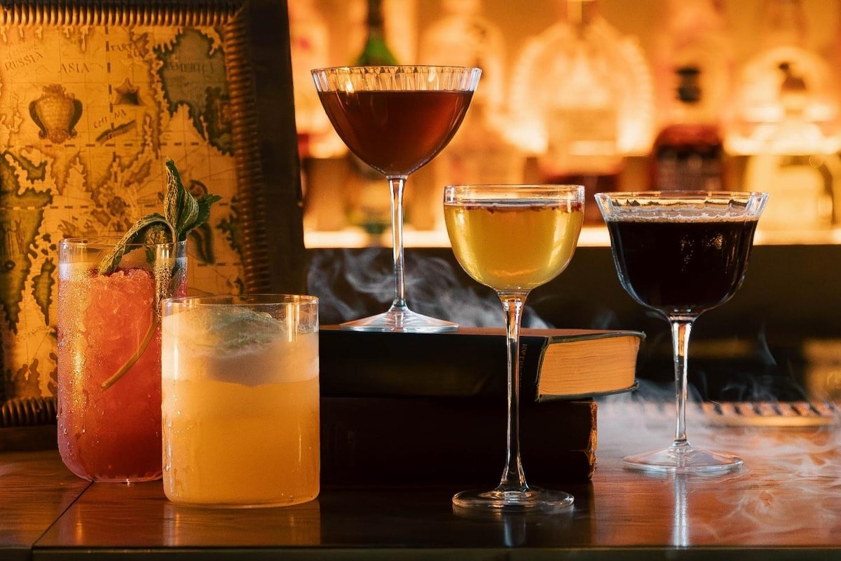 the bar columbus circle